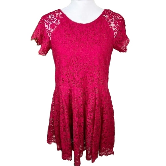 Free People Short Sleeve Lace Open Back Mini Dress Tunic Magenta Red  XS - Picture 1 of 8